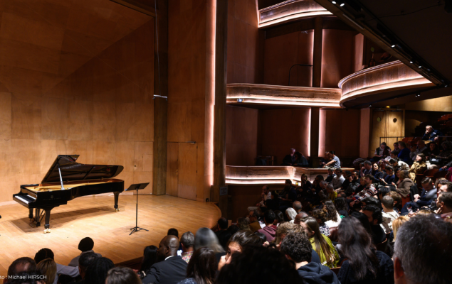 Andoni ANDRADA POZO, piano – Haydn, Falla, Brahms