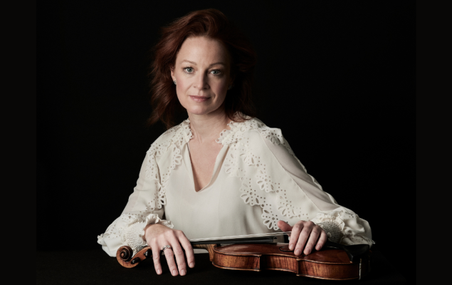 Théâtre sans paroles – Carolin Widmann & l&rsquo;Ensemble Atmosphère, direction Ilyich Rivas